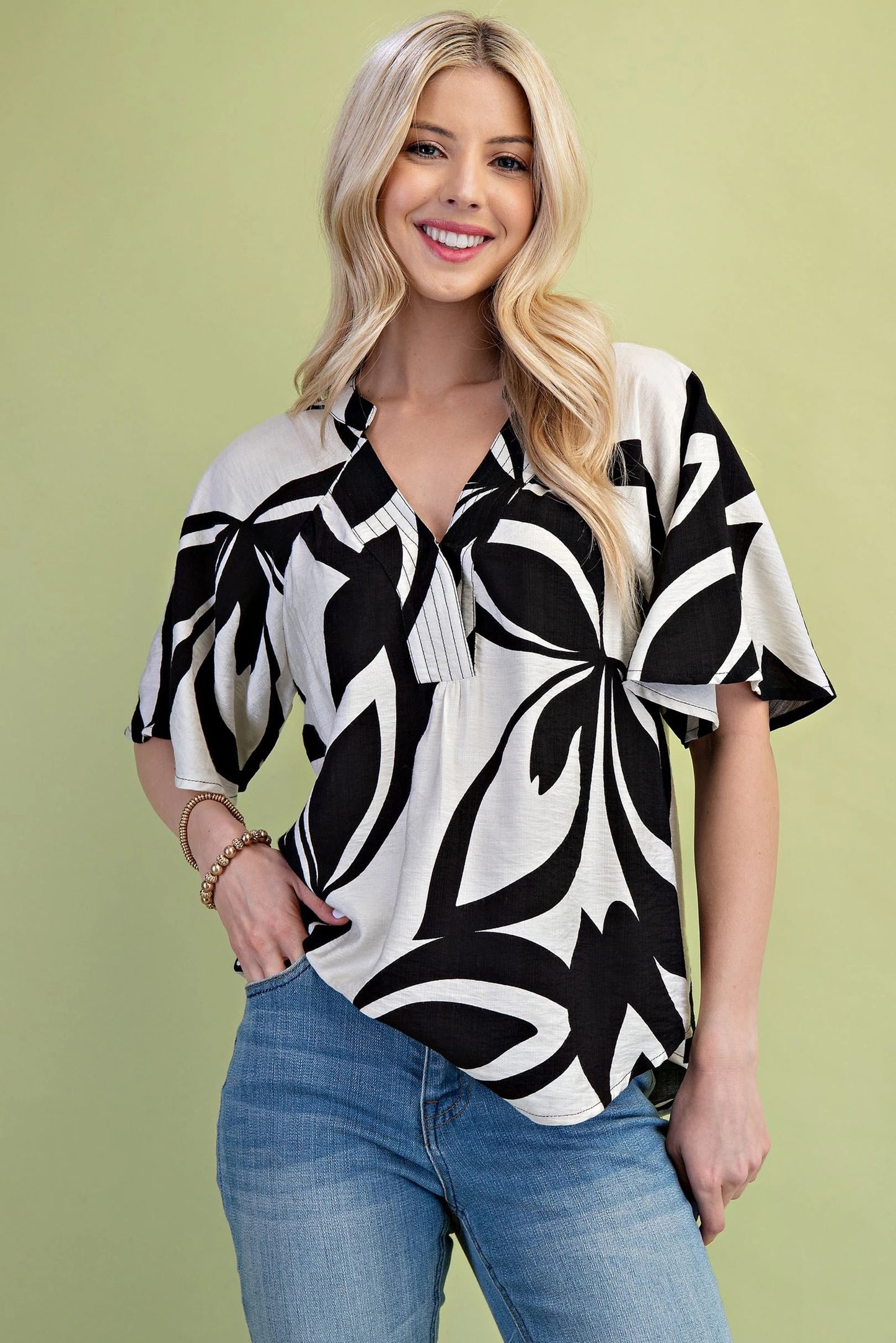 Black Leaf Top