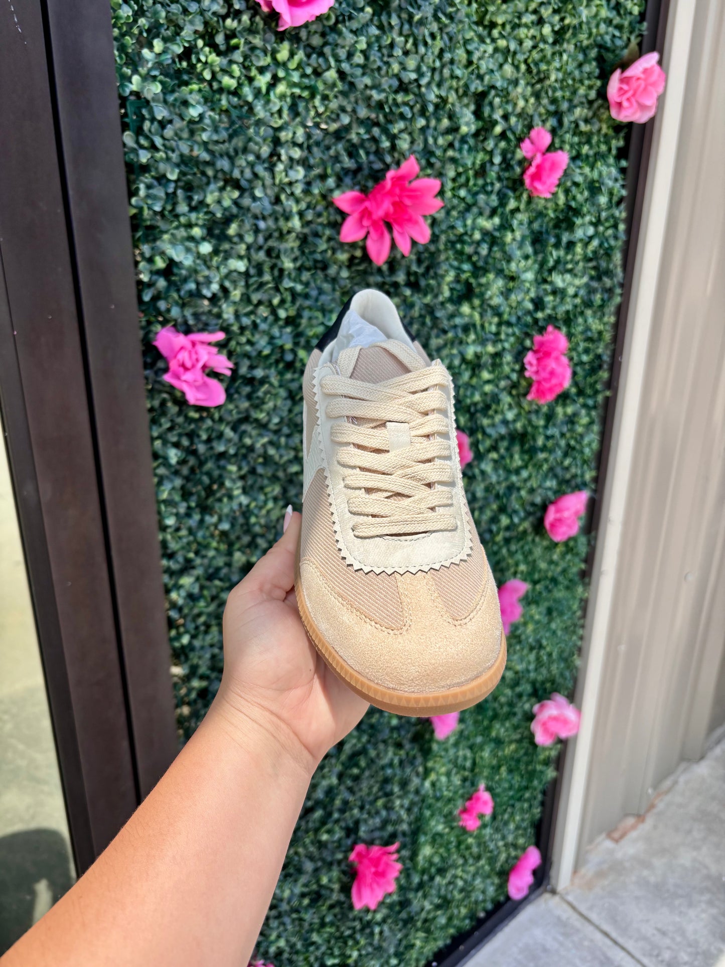 Almond Sneakers